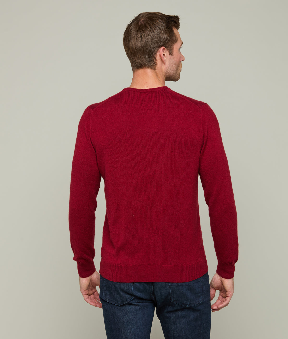 
    Men&#39;s Cashmere Crewneck Sweater :: Wine