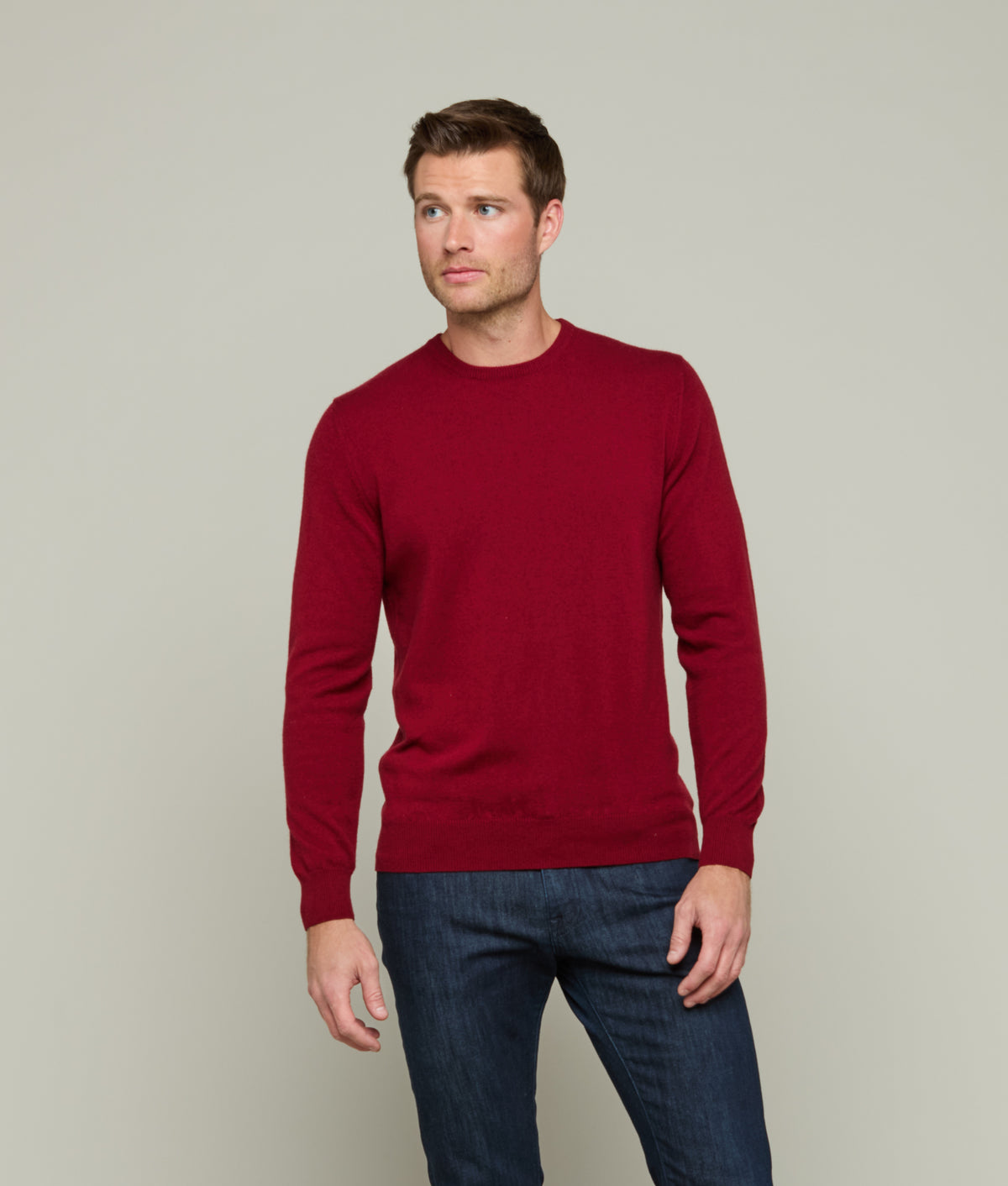 
    Men&#39;s Cashmere Crewneck Sweater :: Wine