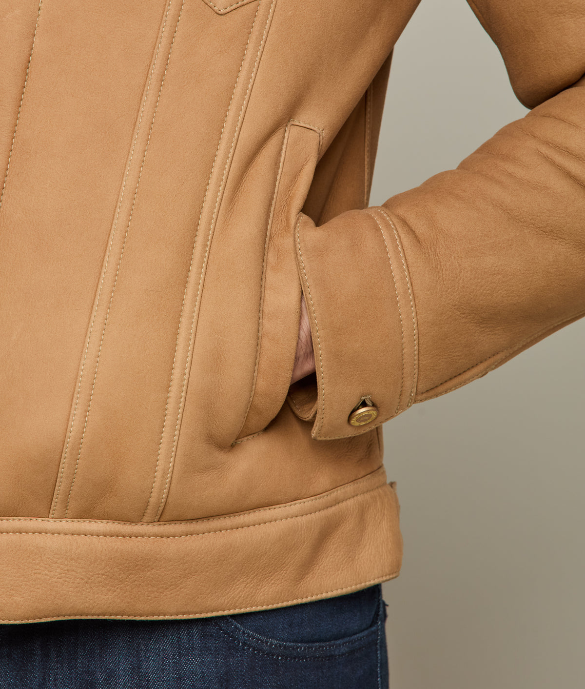 
    Kyle Shearling Trucker Jacket :: Natural