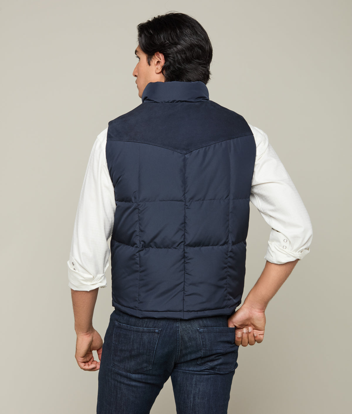 
    John Puffer Vest :: Navy