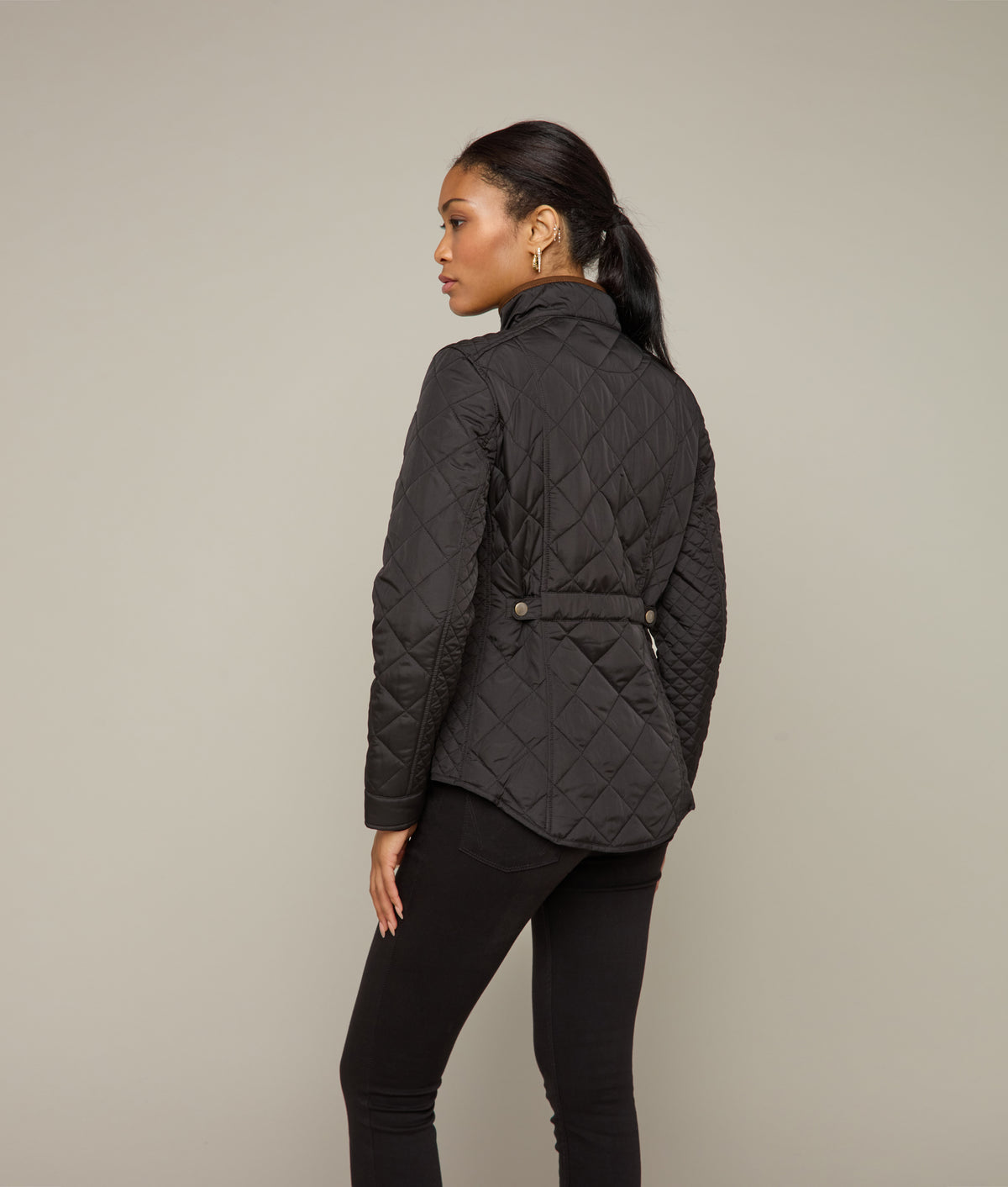 
        Women&#39;s Quilted Jacket :: Black