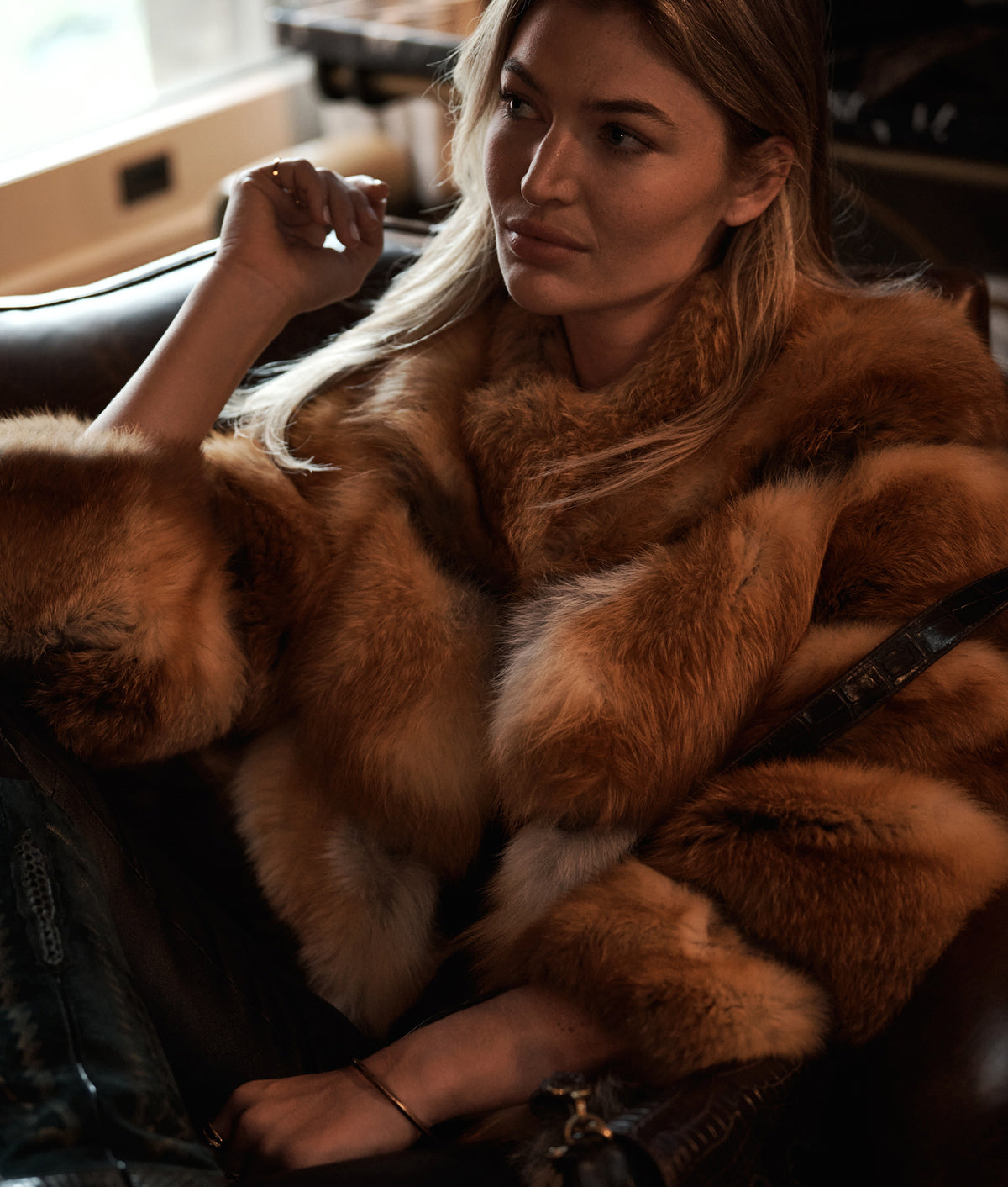 
    Canadian Red Fox Jacket :: Caramel