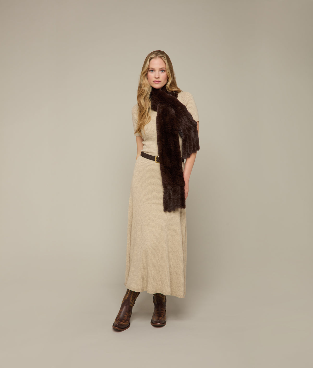 
        Rabbit Fur Scarf :: Brown