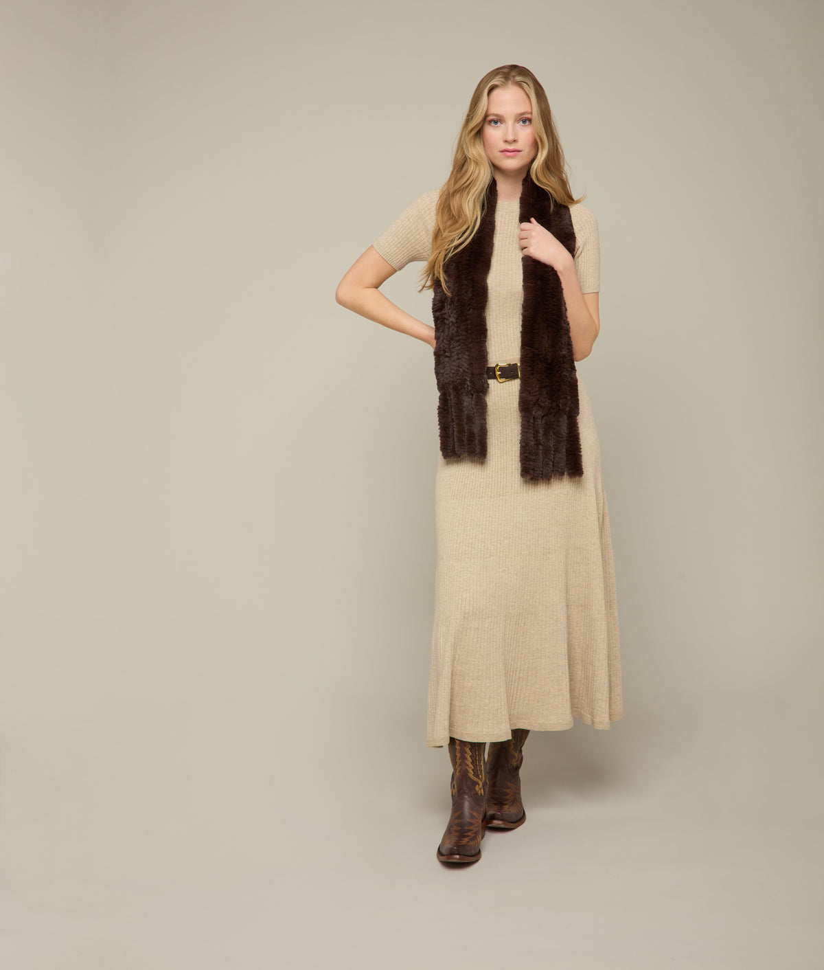 
        Rabbit Fur Scarf :: Brown