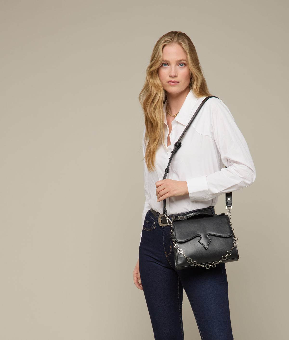 
    Dolly Western Satchel :: Black