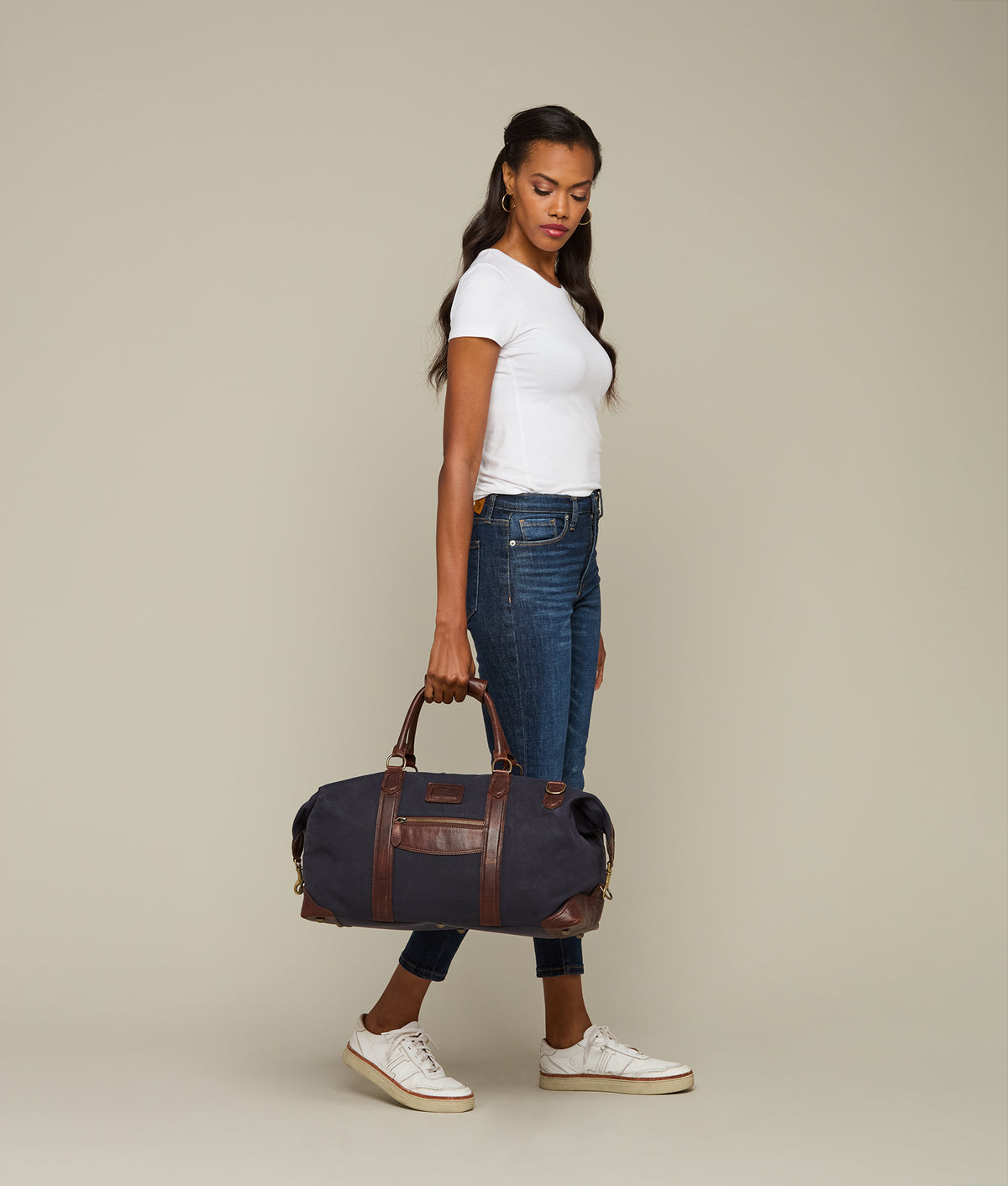 
    Everyday Waxed Canvas Weekender :: Navy