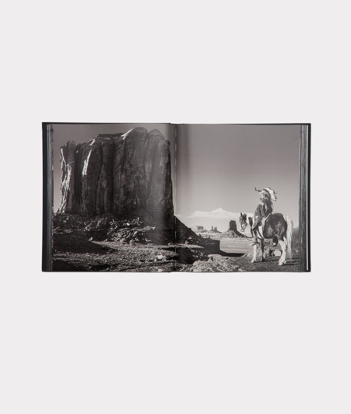 
        David Yarrow Story Telling Book :: Black