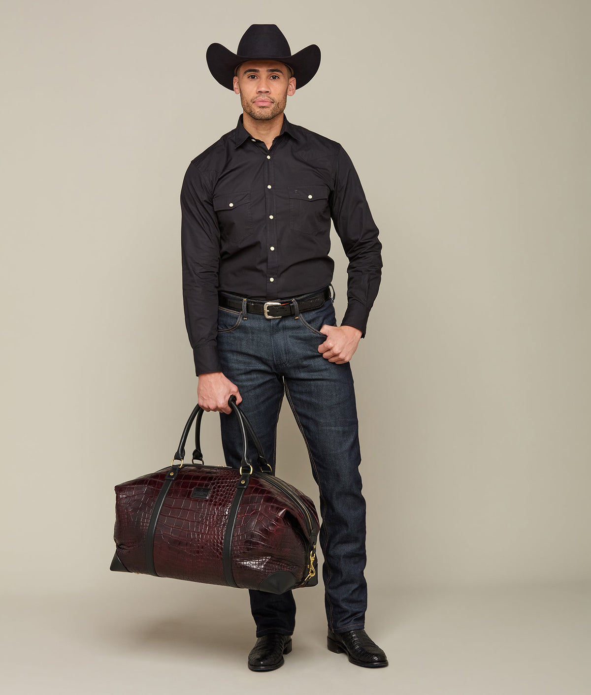 
    Giant Gator Duffle - Large :: Black Cherry