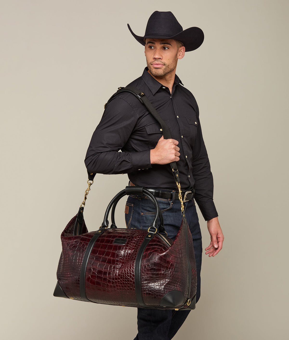 
    Giant Gator Duffle - Large :: Black Cherry