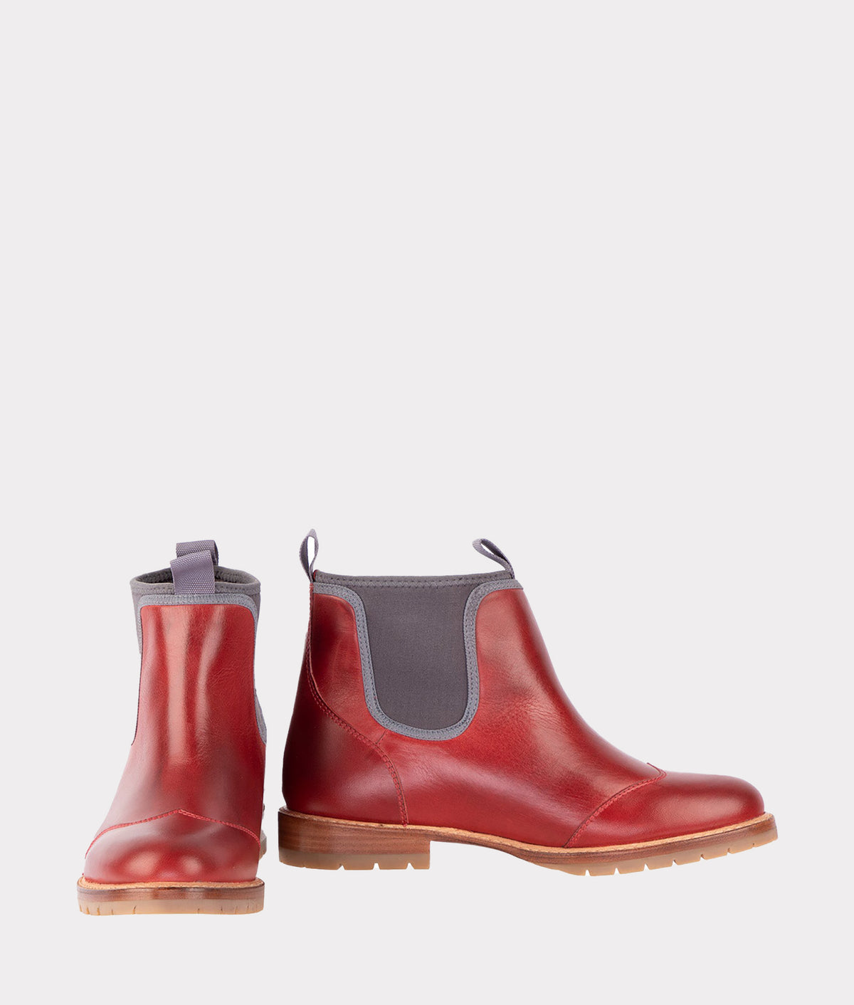 
    All-Weather Town Chelsea :: Crimson