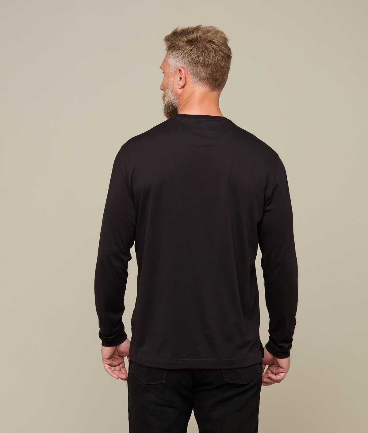 
    Long Sleeve Pima Cotton Tee :: Black