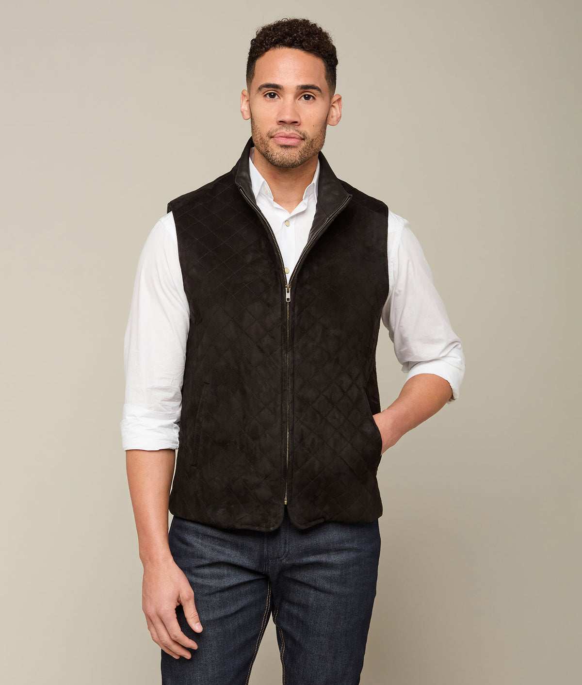 
    Quilted Suede Vest :: Black