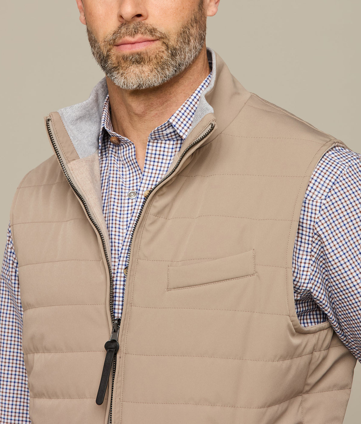 
        Gilroy Reversible Vest :: Oatmeal