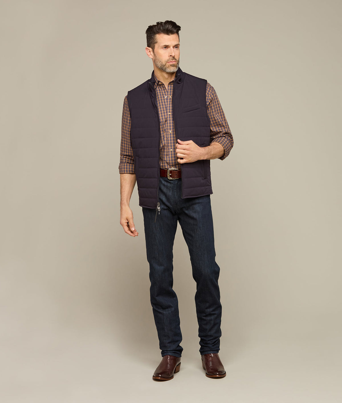 
        Gilroy Reversible Vest :: Navy