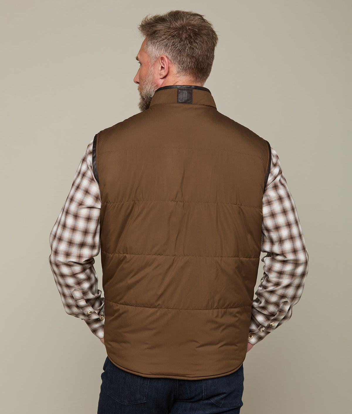 
    Reversible Microfiber Vest :: Chocolate/Navy