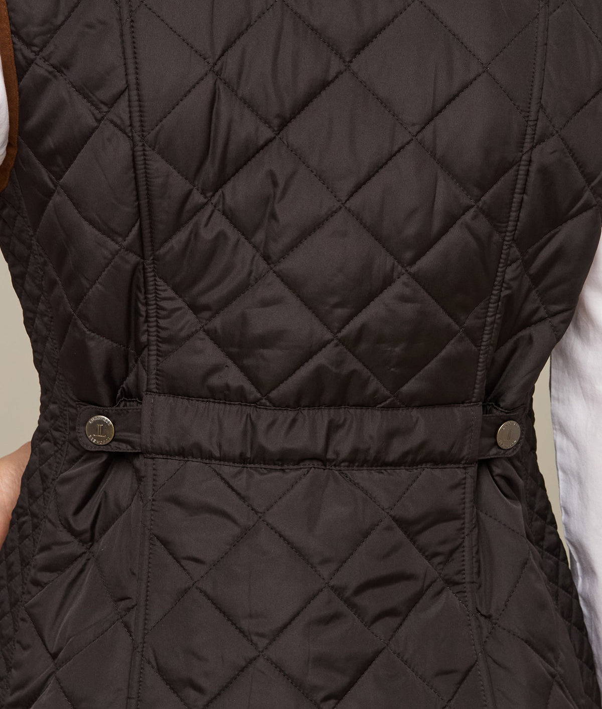 
        Quilted Vest :: Black