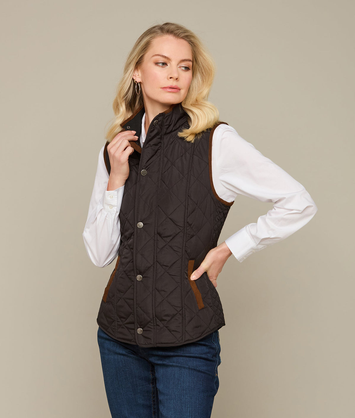 
        Quilted Vest :: Black