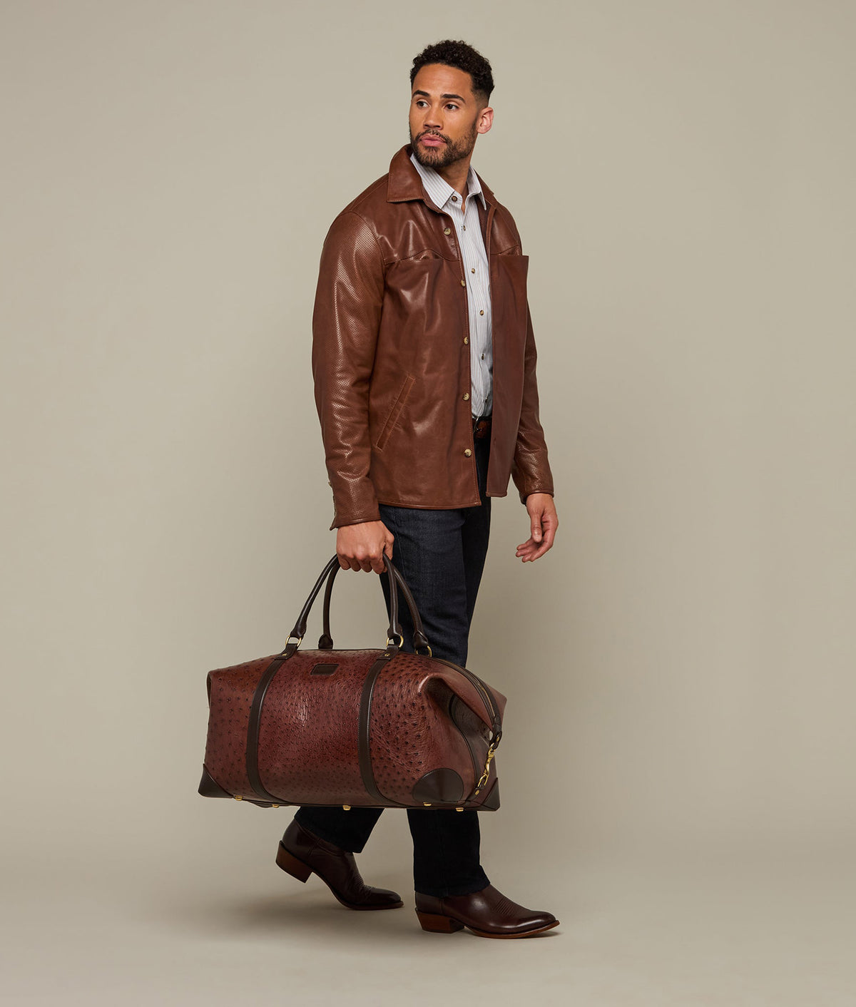 
    Ostrich Duffle - Large :: Chocolate