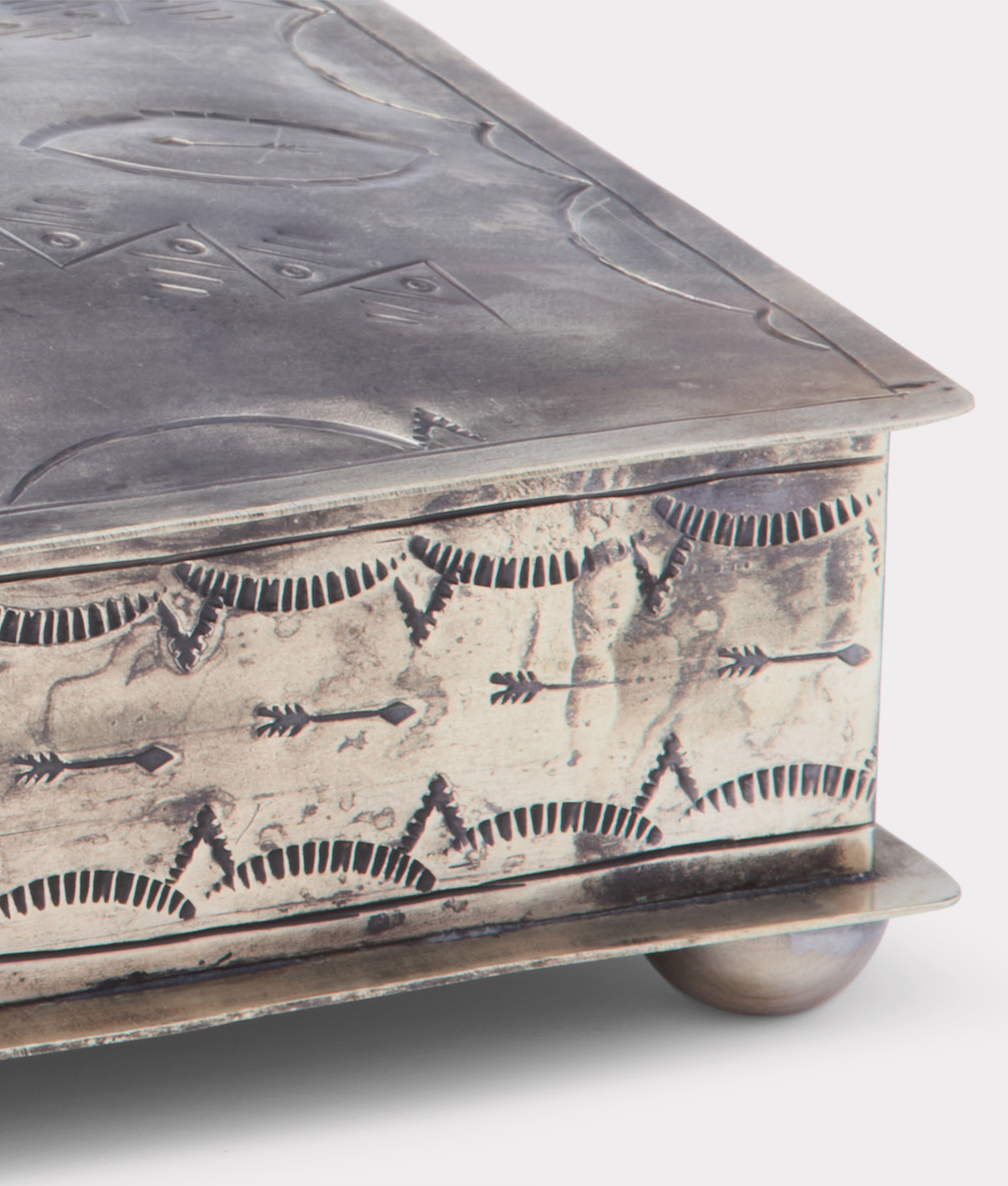 
    Southwestern Thunderbird Box :: Silver